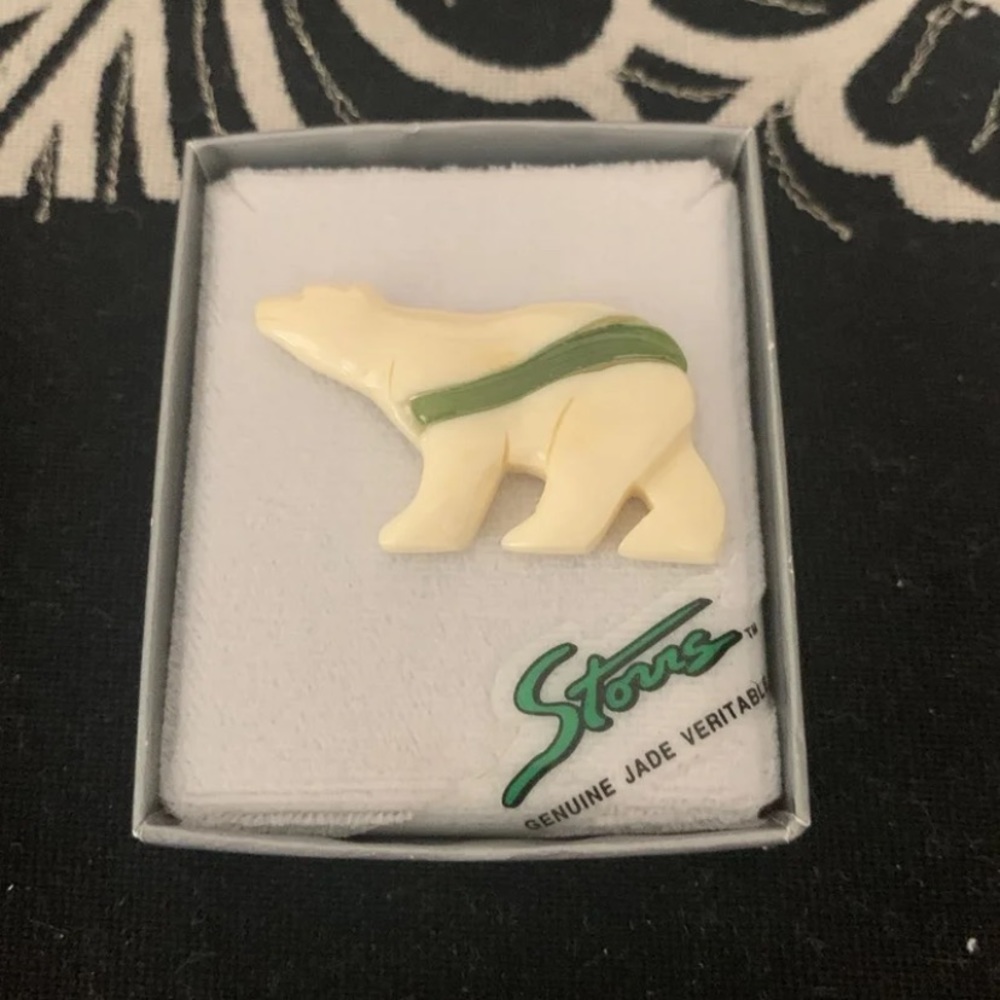 Vintage Storrs Jade Polar Bear Pin